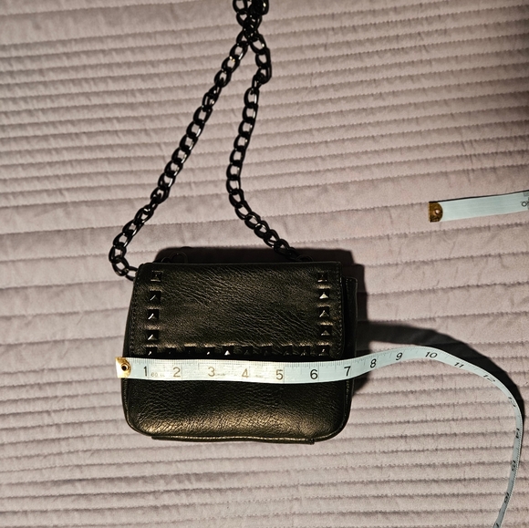 Purse Black Studded Chain Crossbody Bag - Picture 8 of 10